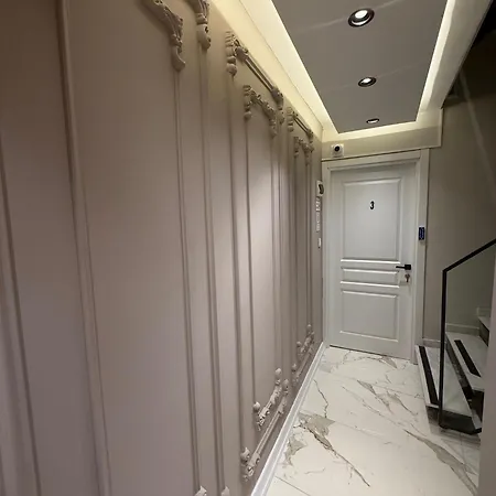 Cozy Near To Taksim Square Апартаменты *